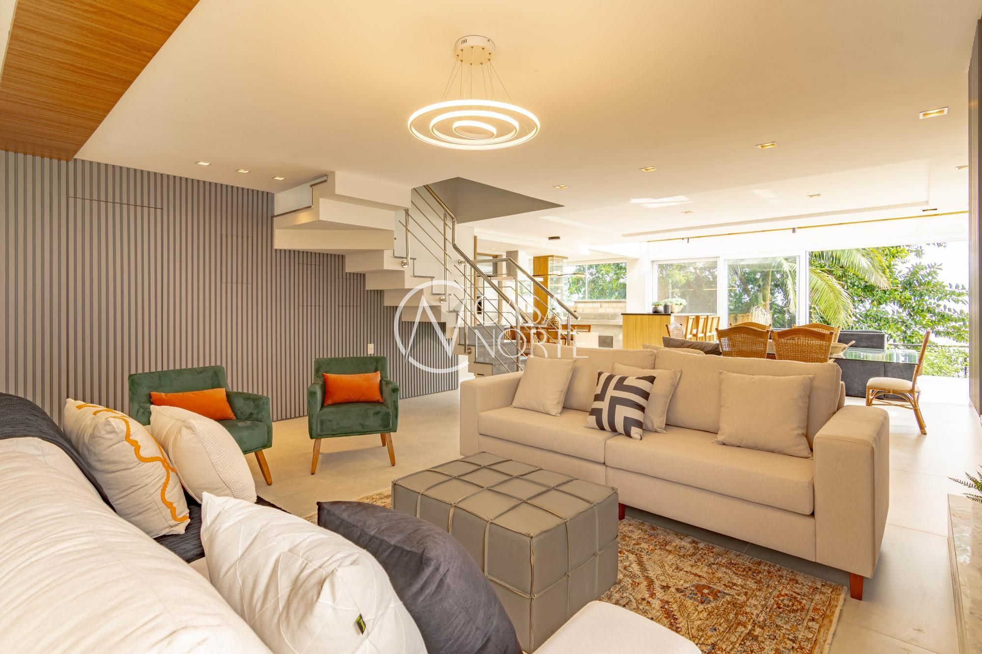 Casa de Condomínio à venda com 3 quartos, 335m², 3 suítes, 4 vagas, Coronel Marcos no bairro Ipanema em Porto Alegre