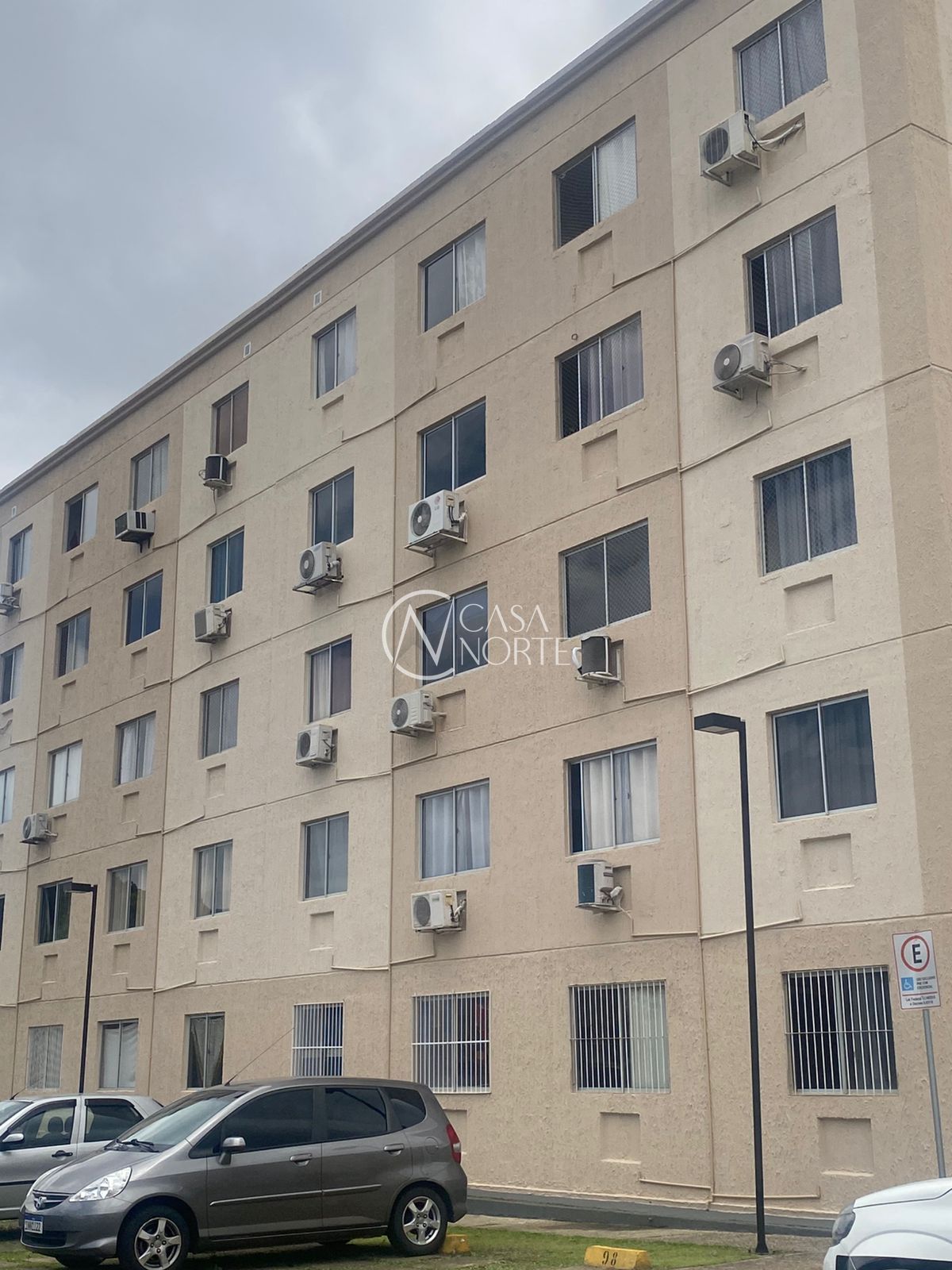 Apartamento à venda com 2 quartos, 40m², 1 vaga, Avenida Francisco Silveira Bitencourt no bairro Sarandi em Porto Alegre