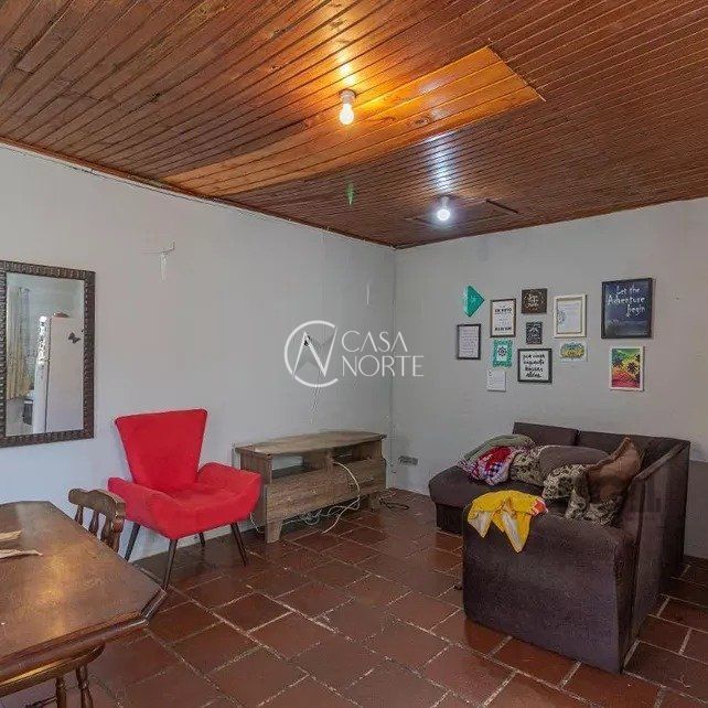Casa à venda com 1 quarto, 88m², 1 vaga, Avenida Alberto Pasqualini no bairro Jardim Sabará em Porto Alegre