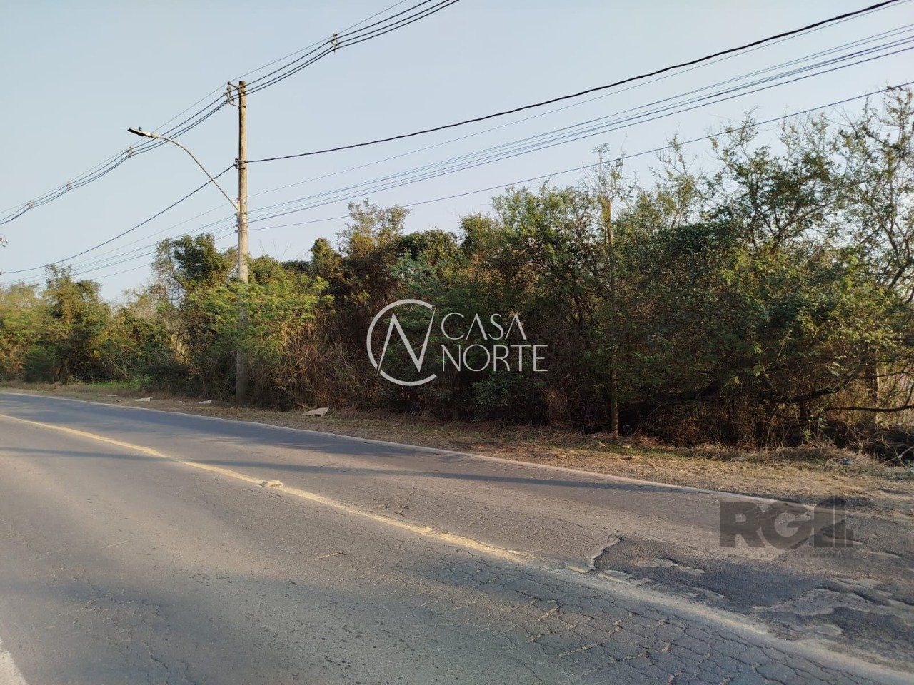 Terreno à venda  com 20250m², Avenida da Serraria no bairro Espírito Santo em Porto Alegre