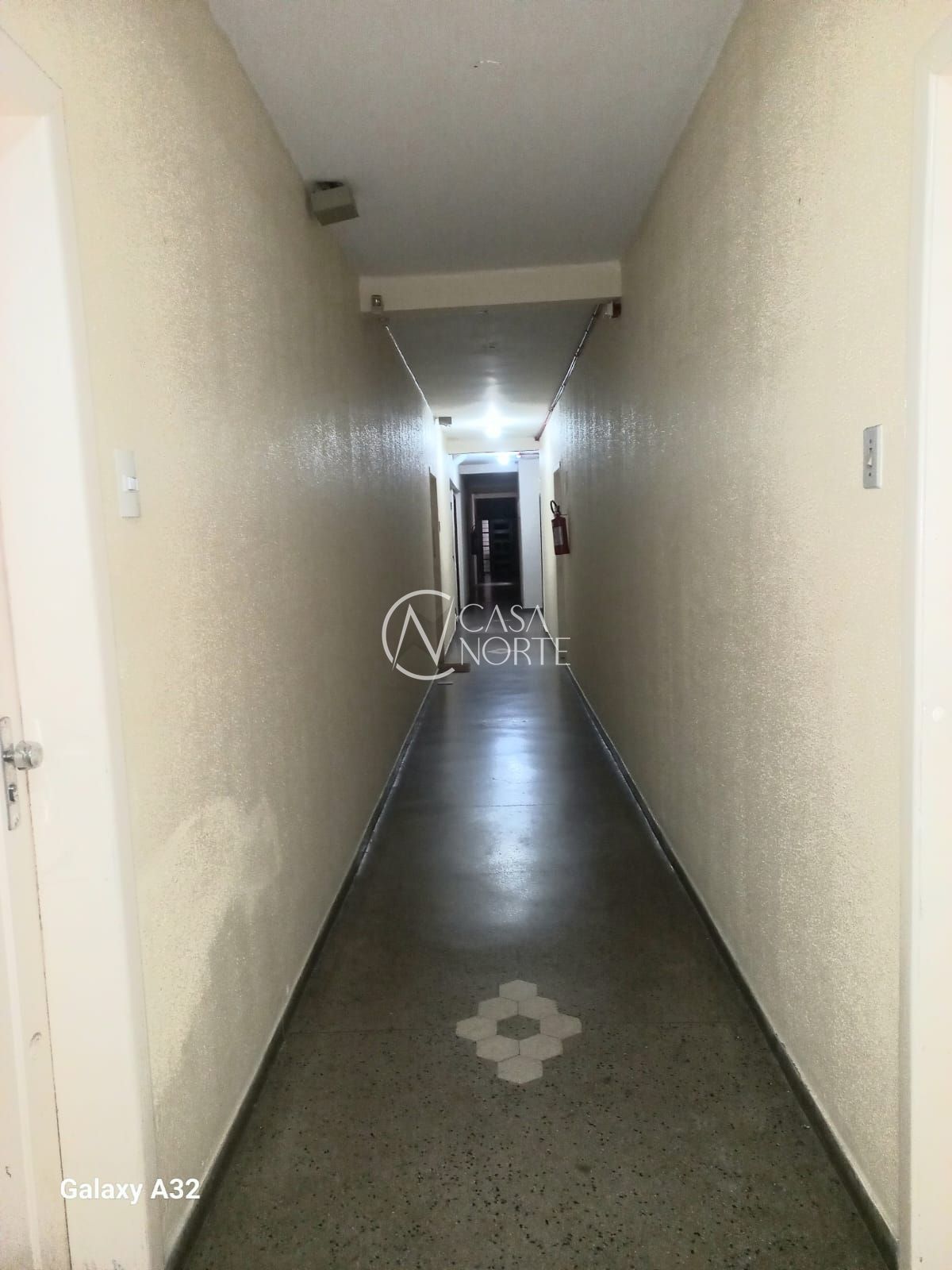 Apartamento à venda com 3 quartos, 130m², Rua Jerônimo Coelho no bairro Centro Histórico em Porto Alegre