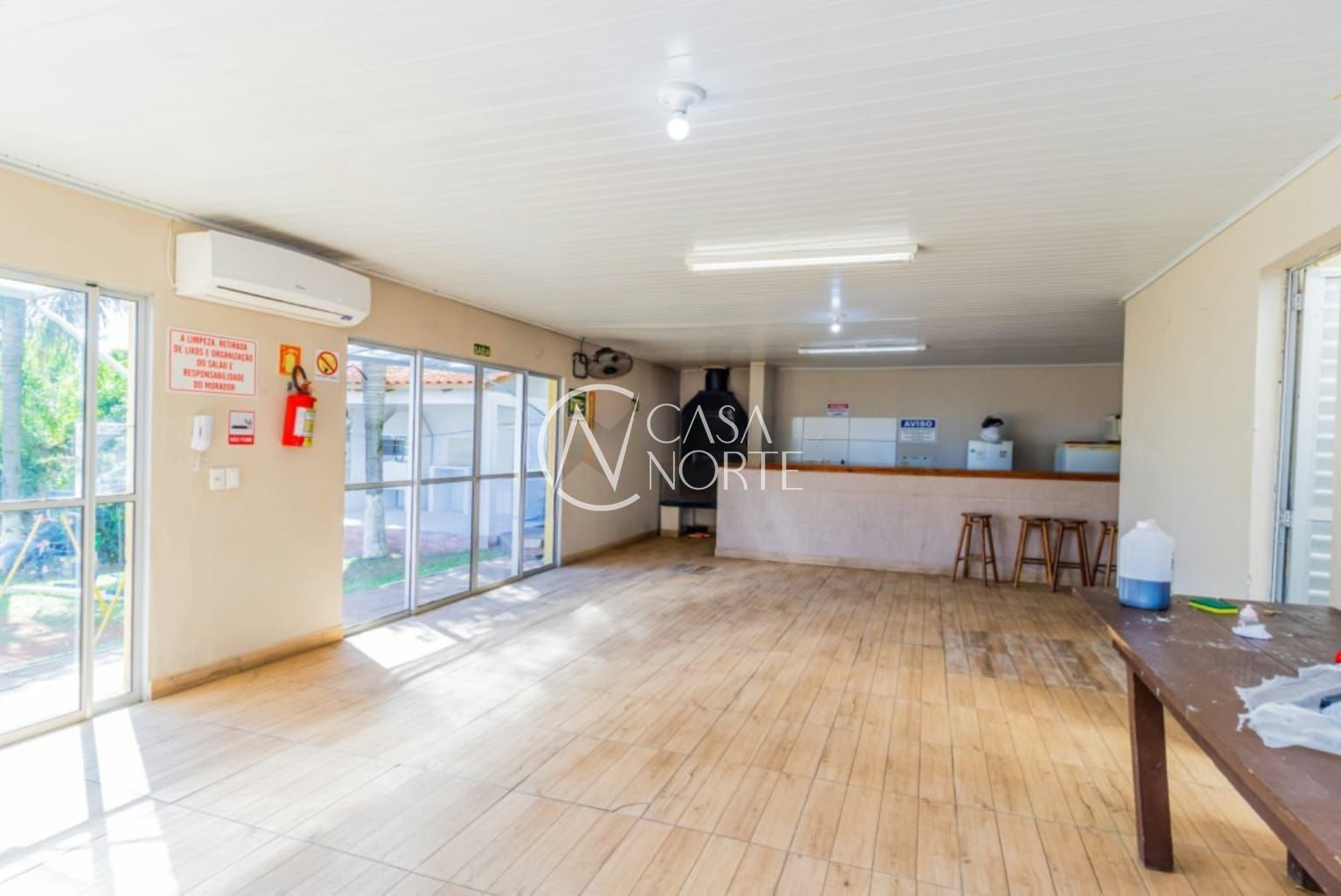 Apartamento à venda com 2 quartos, 38m², 1 vaga, Rua Intendente Alfredo Azevedo no bairro Glória em Porto Alegre