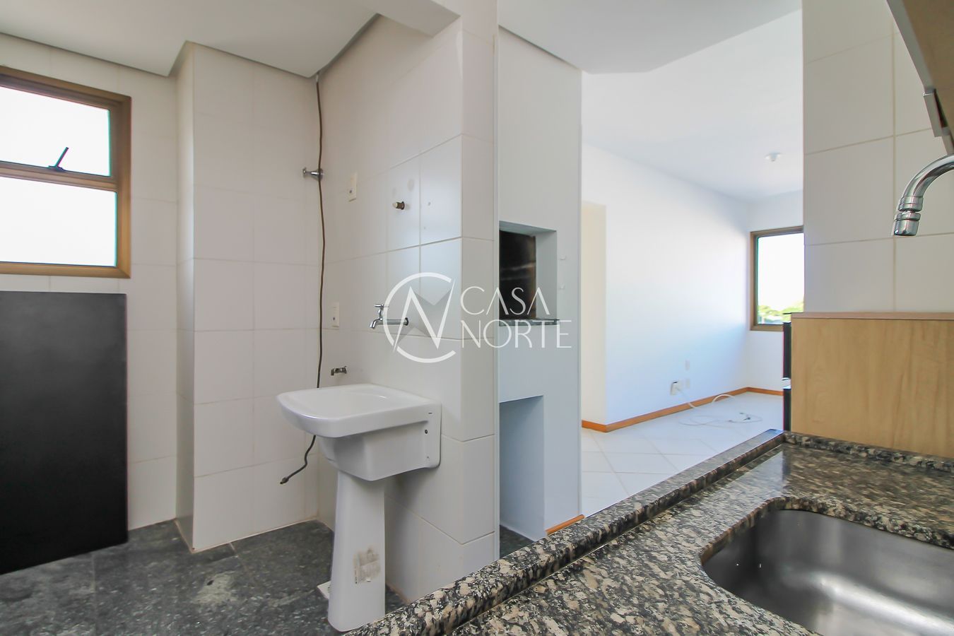 Apartamento à venda com 2 quartos, 58m², 1 vaga, Rua João Bonuma no bairro Coronel Aparício Borges em Porto Alegre