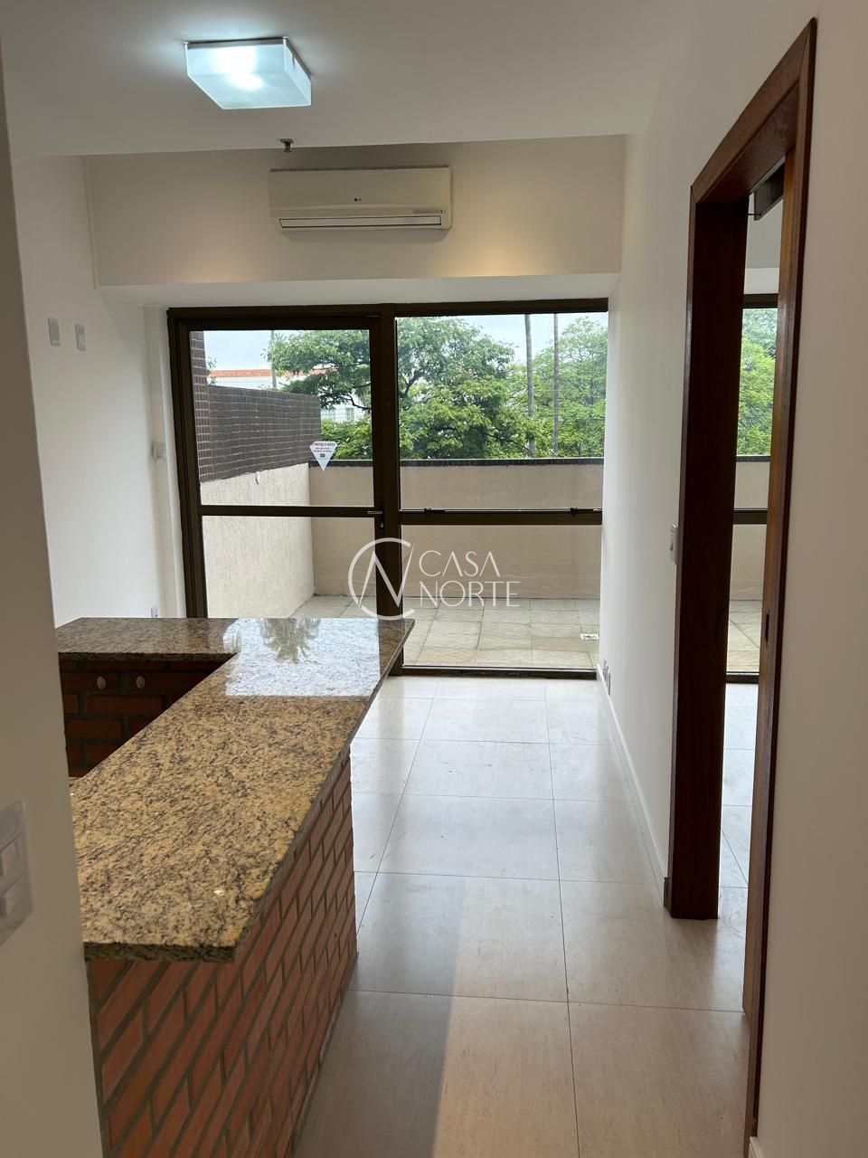 Sala Comercial à venda com 2 quartos, 52m², Avenida Osvaldo Aranha no bairro Bom Fim em Porto Alegre