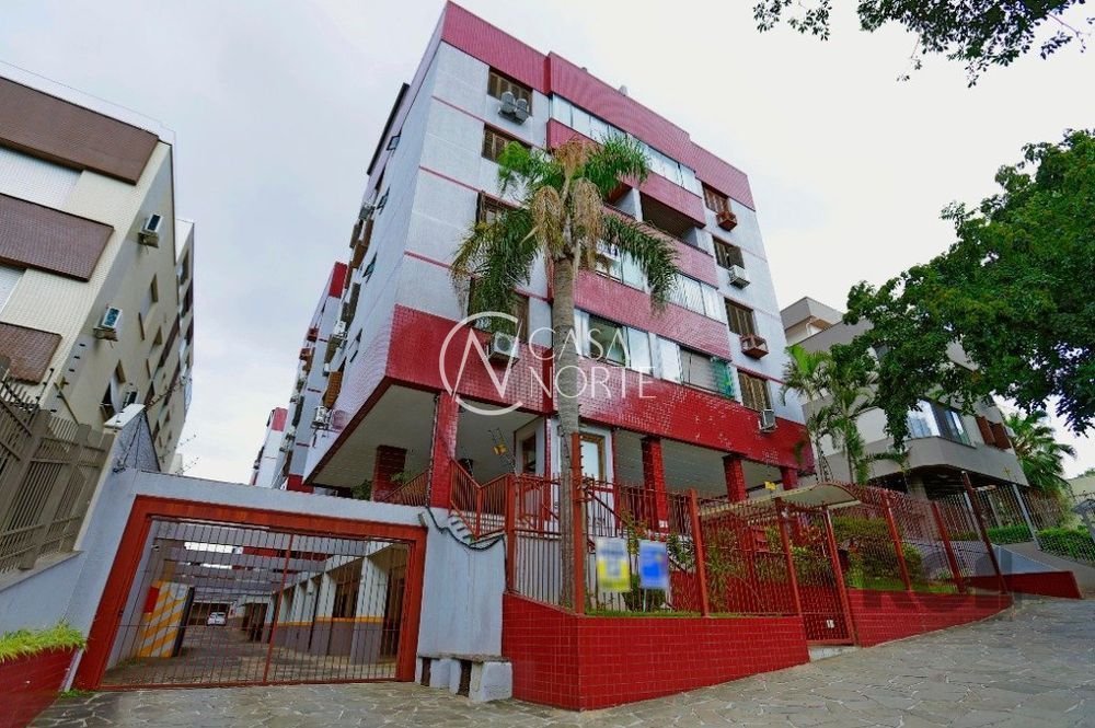 Cobertura à venda com 2 quartos, 147m², 2 vagas, Rua Luiz de Camões no bairro Santo Antônio em Porto Alegre