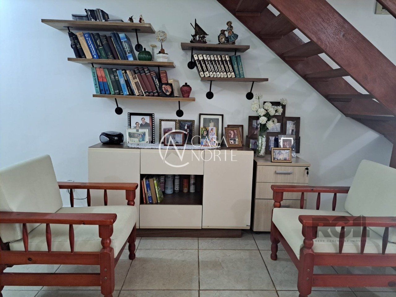 Casa à venda com 2 quartos, 100m², 2 suítes, 2 vagas, Rua Francisca Prezzi Bolognesi no bairro Hípica em Porto Alegre