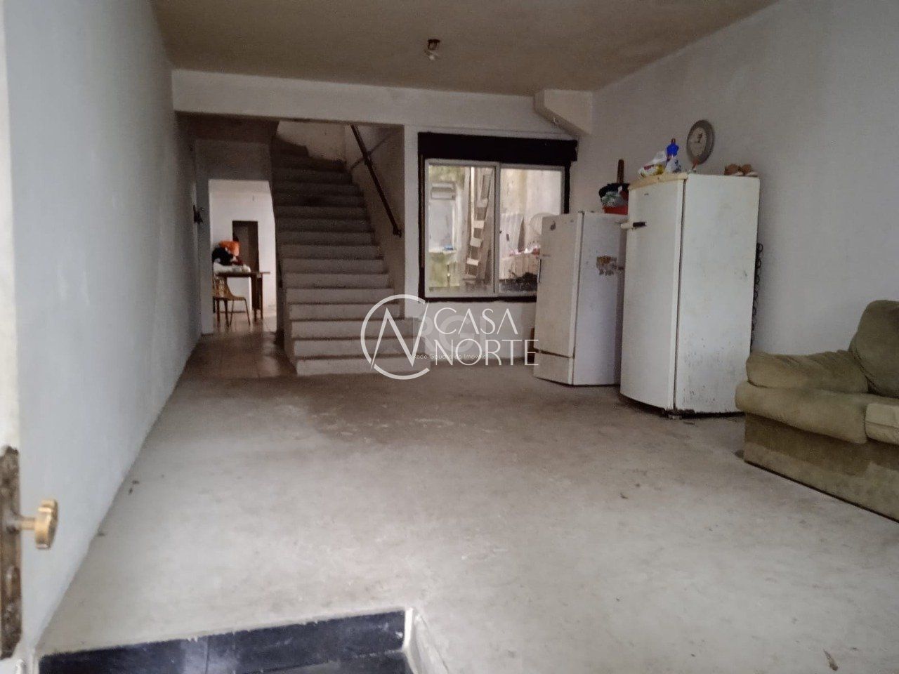 Casa à venda com 3 quartos, 240m², 3 suítes, 1 vaga, Rua Duque de Caxias no bairro Centro Histórico em Porto Alegre