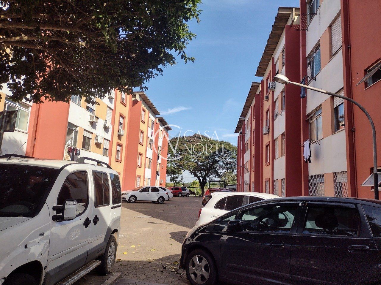 Apartamento à venda com 2 quartos, 52m², 1 vaga, Rua Capitao Amarante Xavier no bairro Vila Nova em Porto Alegre