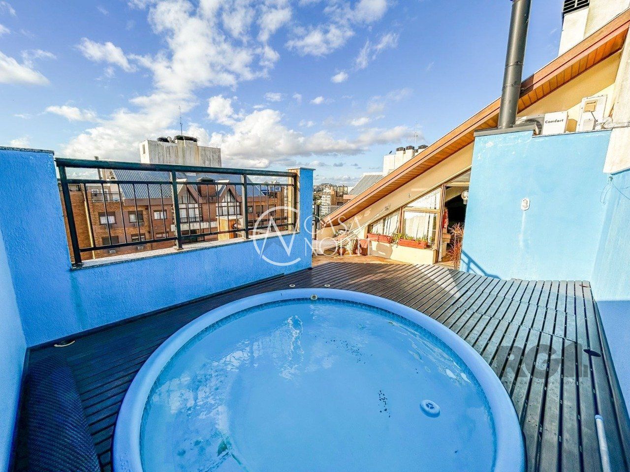Cobertura à venda com 3 quartos, 174m², 1 suíte, 3 vagas, Rua Doutor Mário Totta no bairro Tristeza em Porto Alegre