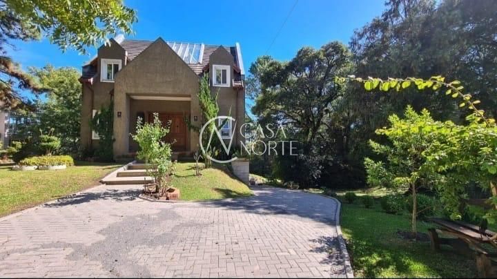 Casa de Condomínio à venda com 5 quartos, 480m², 3 suítes, 3 vagas, Rua Vitório Carassai no bairro São José em Porto Alegre