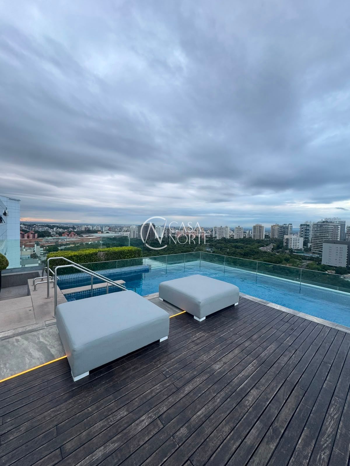 Apartamento à venda com 1 quarto, 37m², 1 vaga, Avenida Doutor Nilo Peçanha no bairro Chácara das Pedras em Porto Alegre
