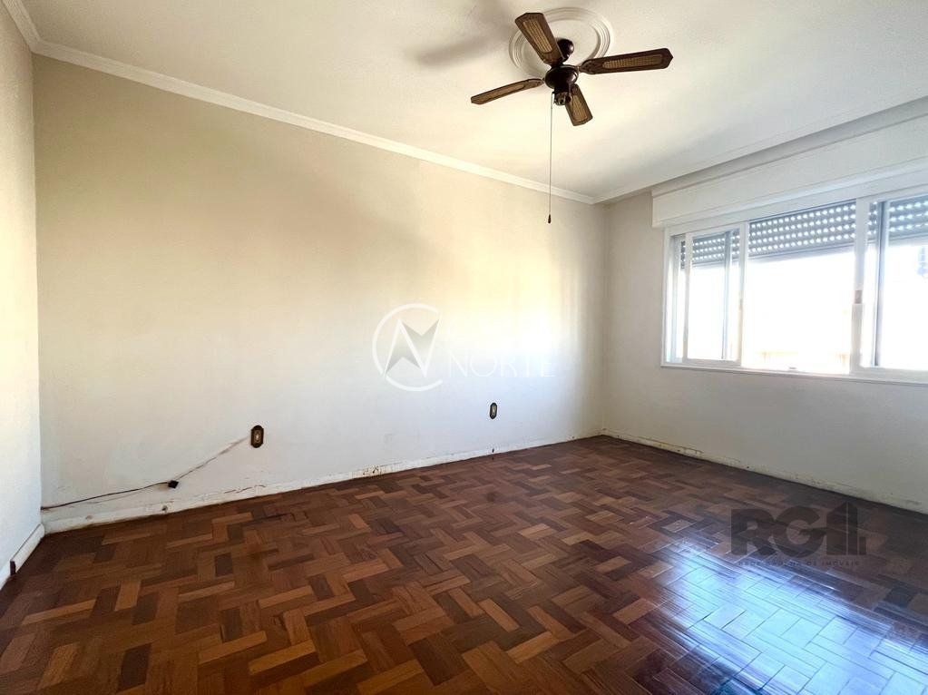 Apartamento à venda com 3 quartos, 100m², 2 vagas, Avenida Protásio Alves no bairro Petrópolis em Porto Alegre