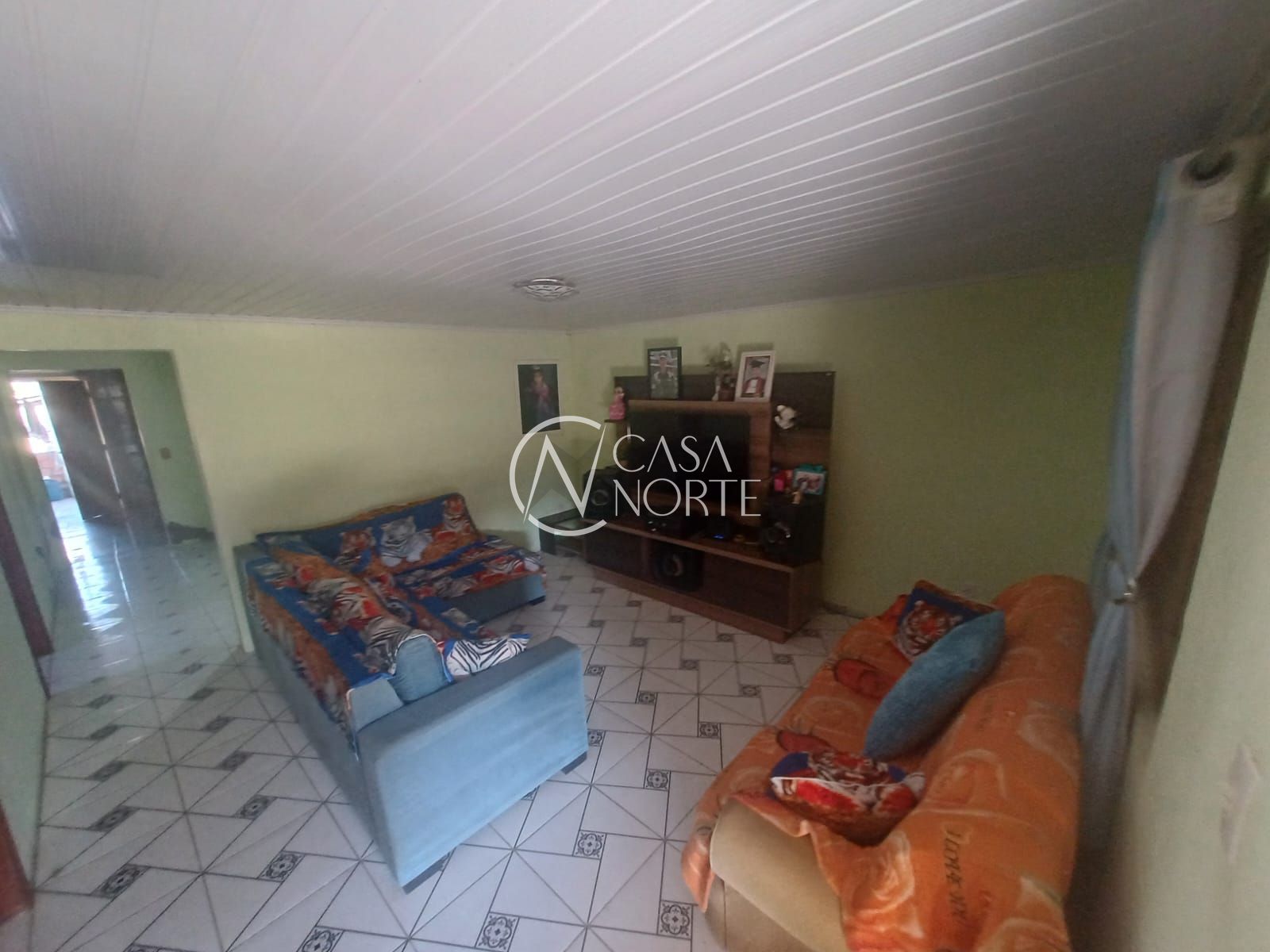 Casa à venda com 3 quartos, 160m², 1 suíte, 2 vagas, Rua Dinamarca no bairro Belém Velho em Porto Alegre