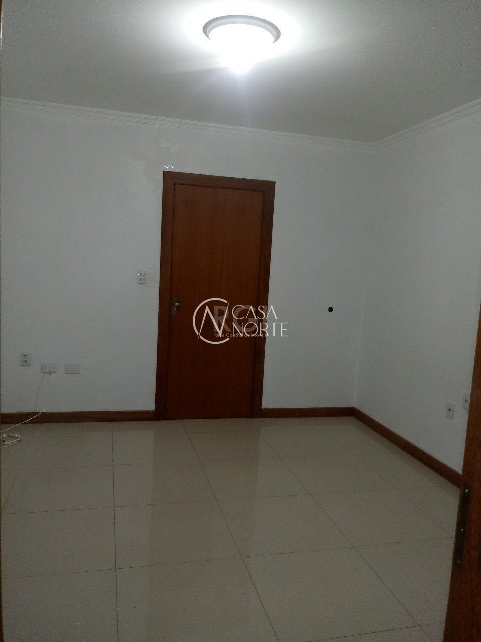 Apartamento à venda com 2 quartos, 77m², 1 suíte, Rua Barao de Itaqui no bairro Jardim São Pedro em Porto Alegre