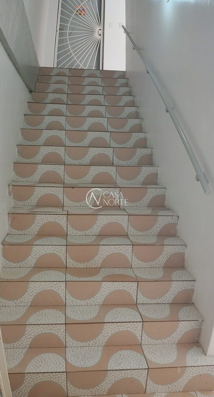 Apartamento à venda com 2 quartos, 45m², Rua dos Maias no bairro Rubem Berta em Porto Alegre