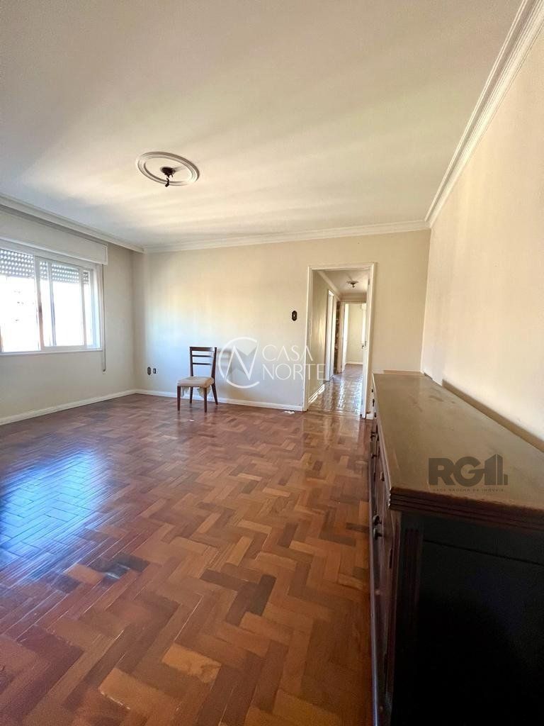 Apartamento à venda com 3 quartos, 100m², 2 vagas, Avenida Protásio Alves no bairro Petrópolis em Porto Alegre