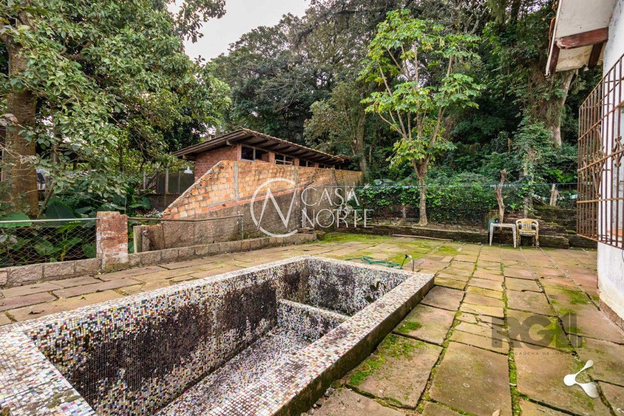 Terreno à venda  com 1236m², Rua Professor Xavier Simoes no bairro Sétimo Céu em Porto Alegre