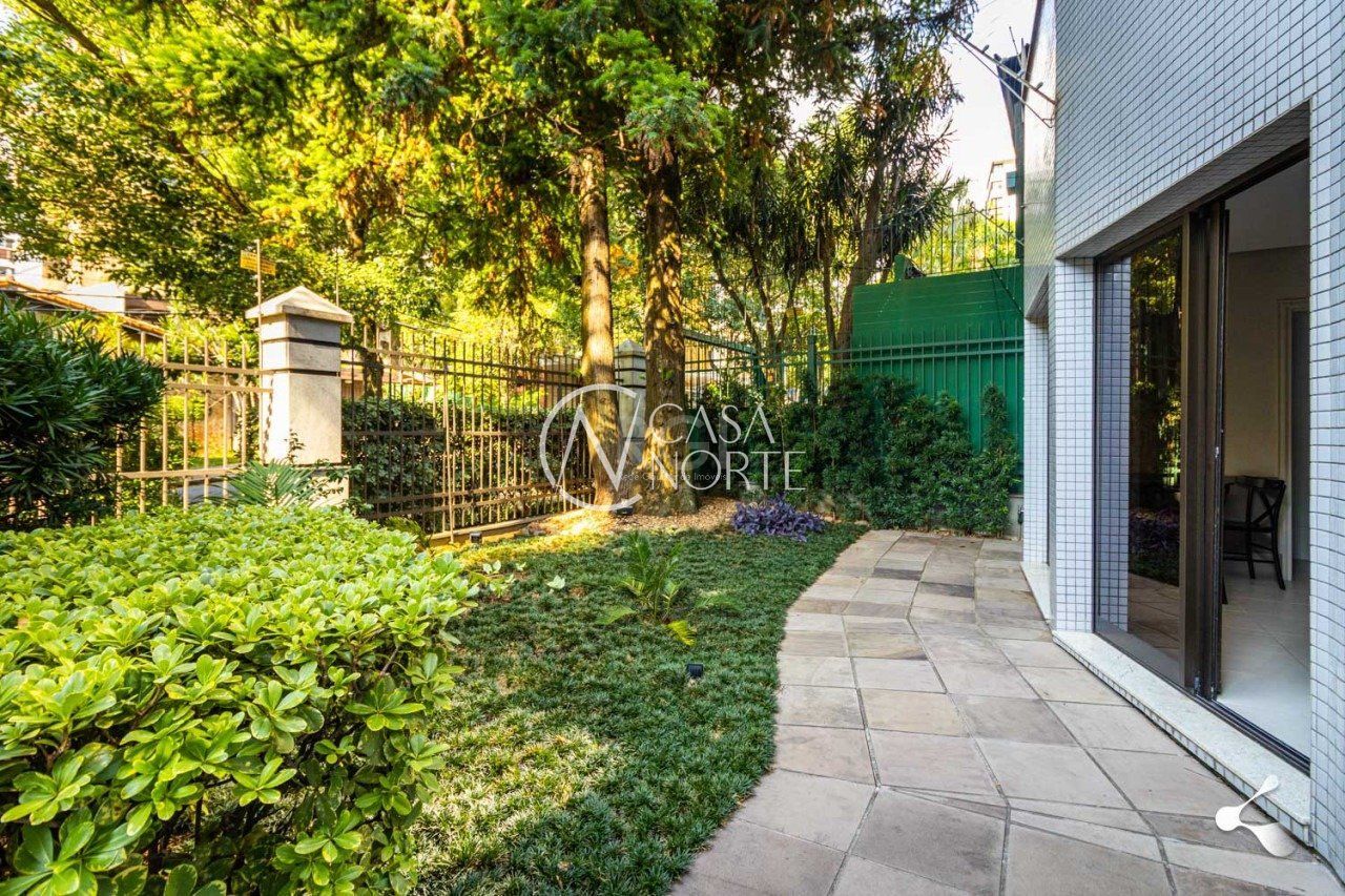 Apartamento à venda com 3 quartos, 191m², 3 suítes, 4 vagas, Rua Cabral no bairro Rio Branco em Porto Alegre