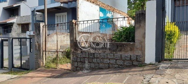 Terreno à venda  com 290m², Rua Paulino Chaves no bairro Santo Antônio em Porto Alegre