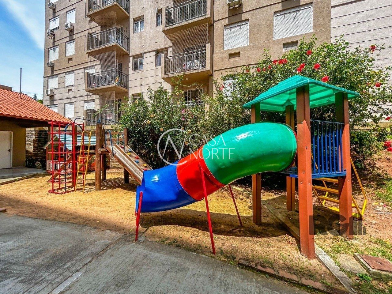 Apartamento à venda com 3 quartos, 67m², 1 suíte, 1 vaga, Avenida Otto Niemeyer no bairro Camaquã em Porto Alegre