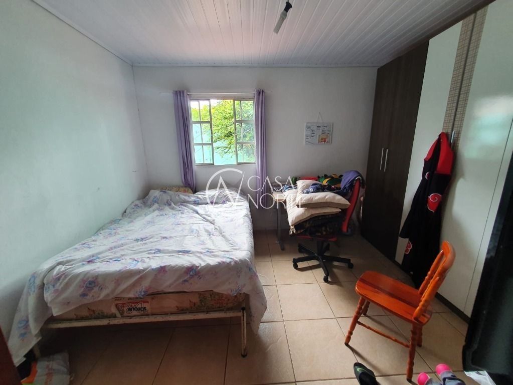 Casa de Condomínio à venda com 3 quartos, 150m², 2 vagas, Rua Coronel Massot no bairro Cristal em Porto Alegre