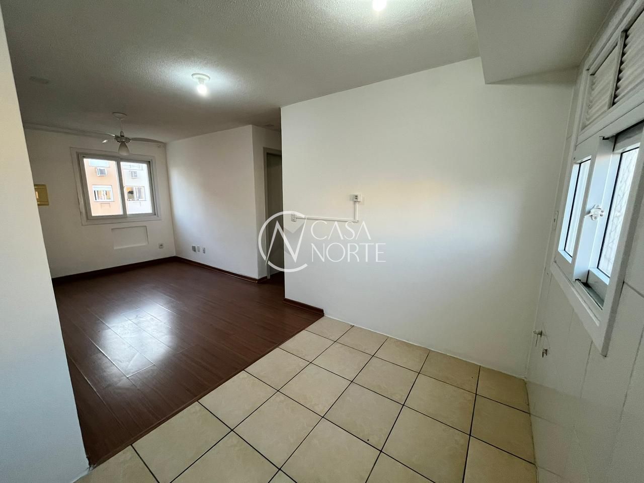 Apartamento à venda com 2 quartos, 47m², 1 vaga, Rua Napoleão Jacques da Rosa no bairro Restinga em Porto Alegre