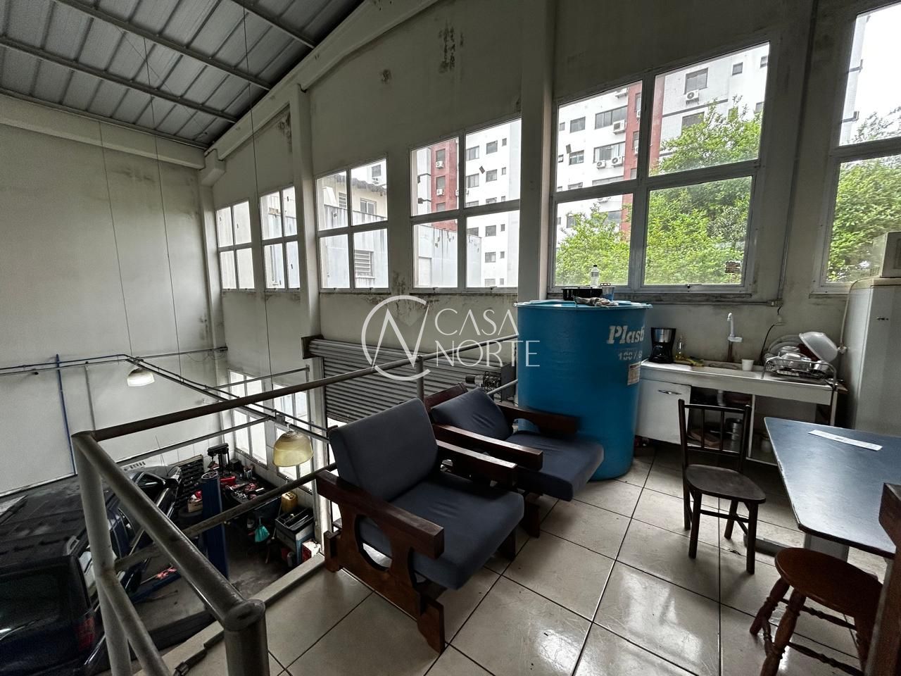 Prédio Comercial à venda com 2 quartos, 580m², 6 vagas, Rua Enes Bandeira no bairro Cristo Redentor em Porto Alegre