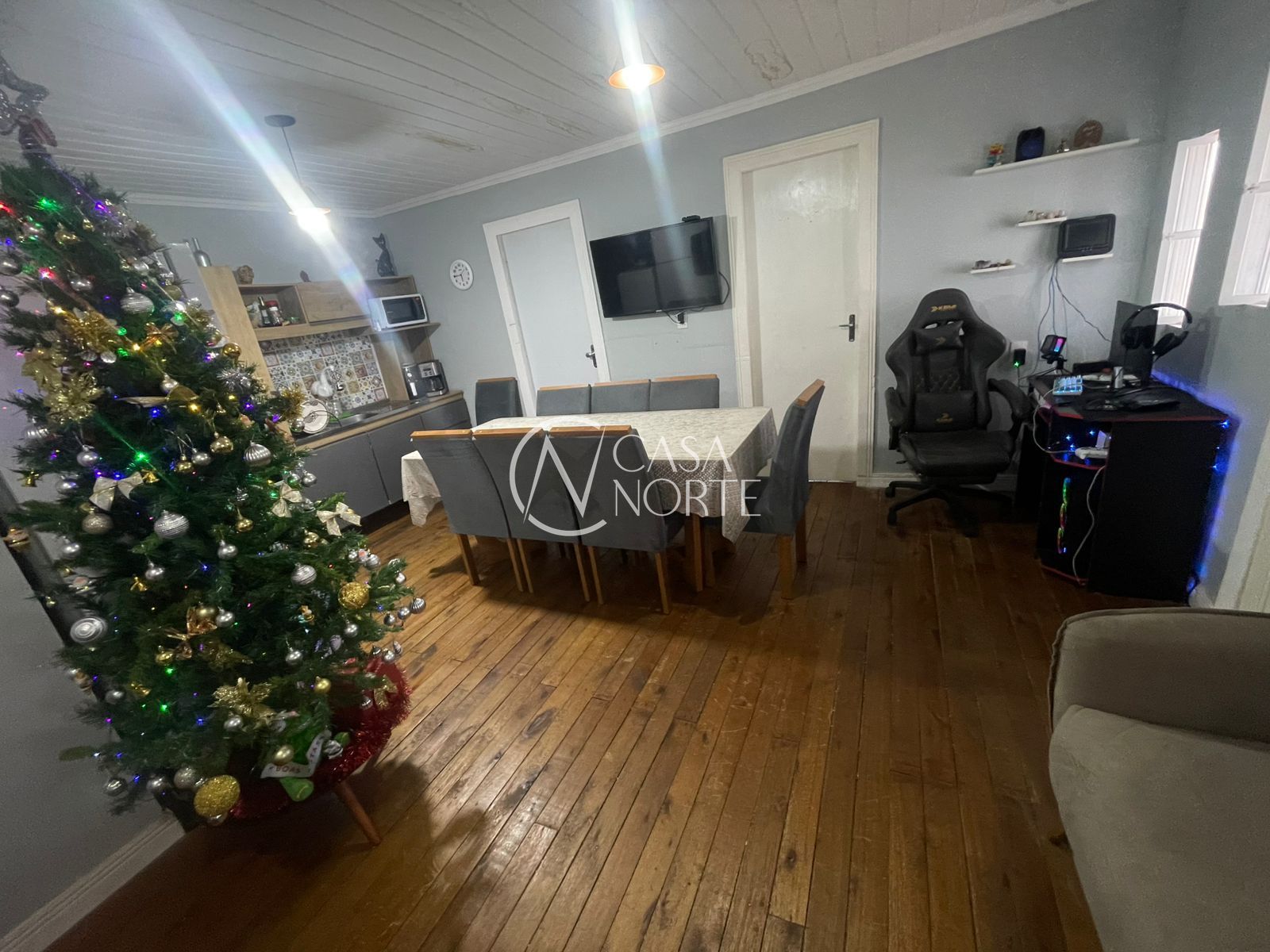 Terreno à venda  com 188m², Rua Enfermeiro Ventura no bairro Vila Nova em Porto Alegre