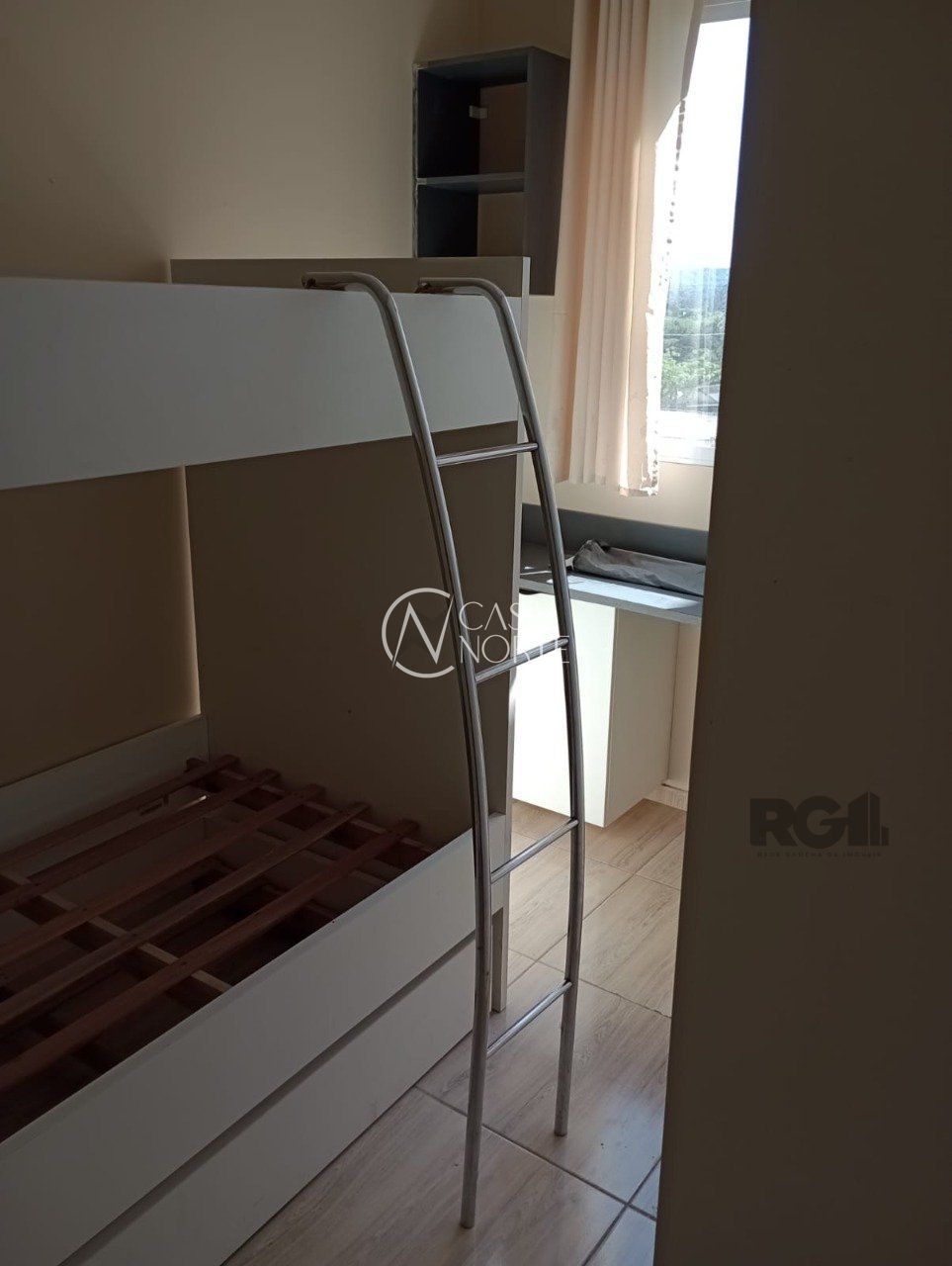 Apartamento à venda com 2 quartos, 41m², 1 vaga, Rua Sabino Pereira Nunes no bairro Restinga em Porto Alegre