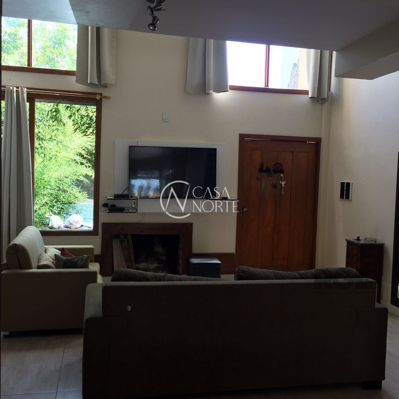 Casa de Condomínio à venda com 1 quarto, 68m², 1 suíte, 1 vaga, Rua Amapa no bairro Vila Nova em Porto Alegre