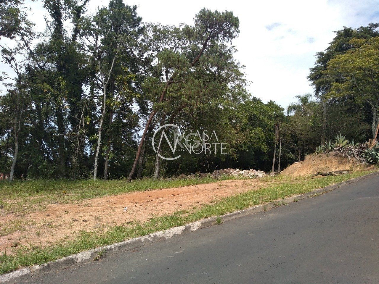 Terreno à venda  com 155m², Rua João Vieira de Aguiar Sobrinho no bairro Belém Novo em Porto Alegre