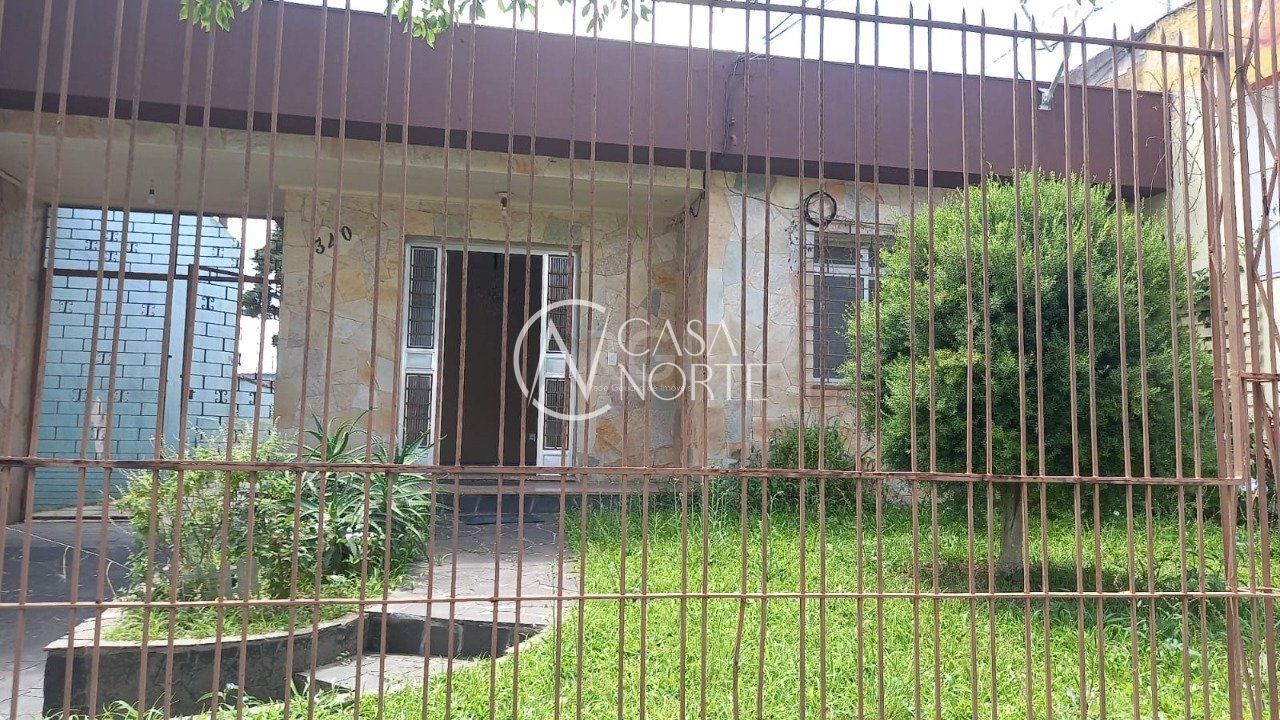 Casa à venda com 3 quartos, 90m², 1 suíte, 3 vagas, Avenida Luiz Moschetti no bairro Vila João Pessoa em Porto Alegre