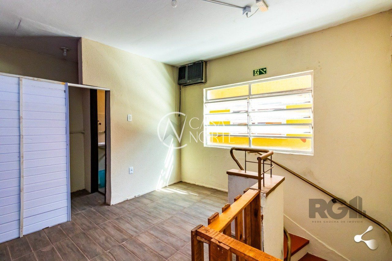 Loja à venda , 40m², Rua Doutor Ernesto Ludwig no bairro Chácara das Pedras em Porto Alegre