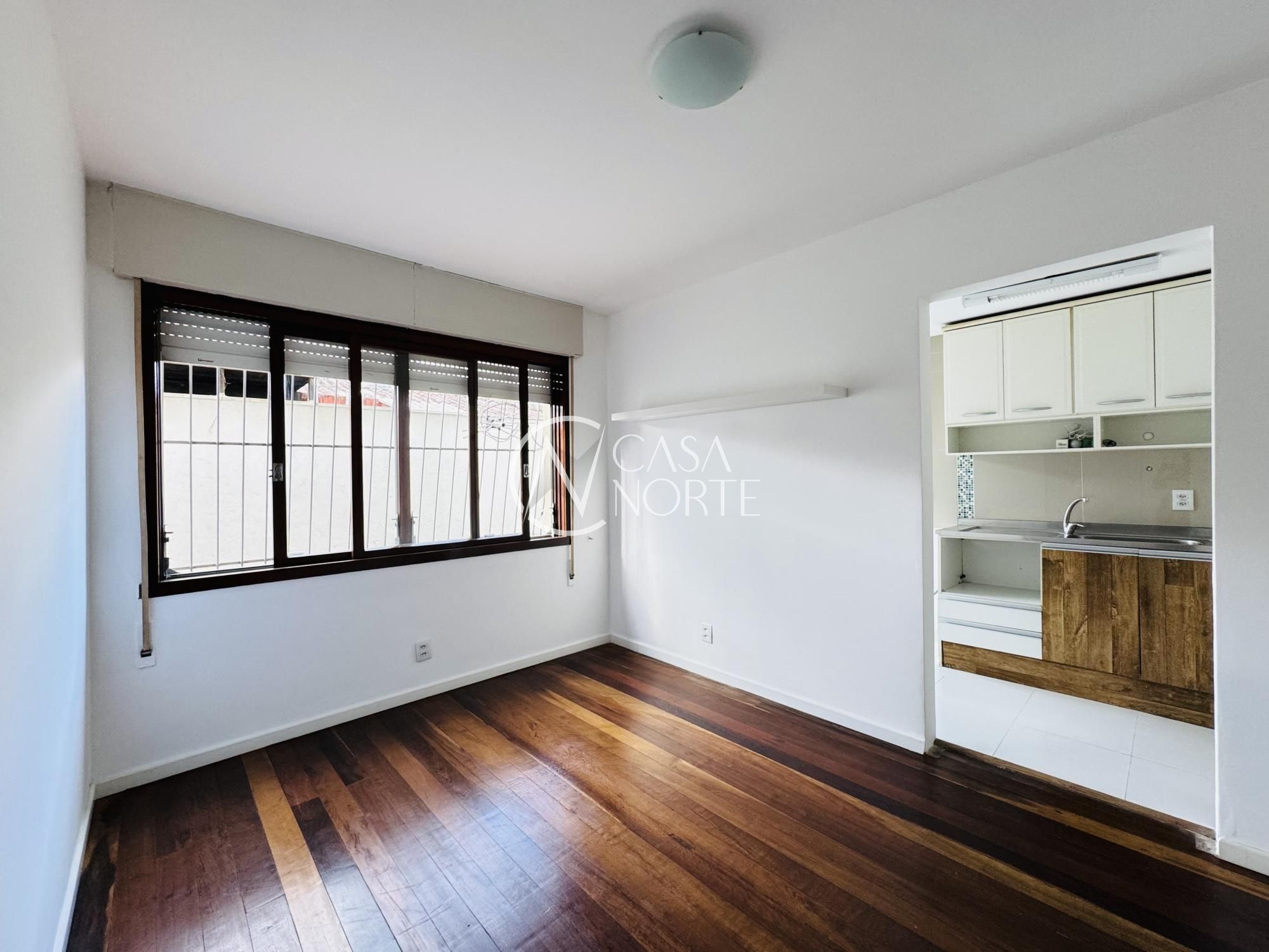 Apartamento à venda com 1 quarto, 41m², 1 suíte, Avenida Coronel Lucas de Oliveira no bairro Petrópolis em Porto Alegre