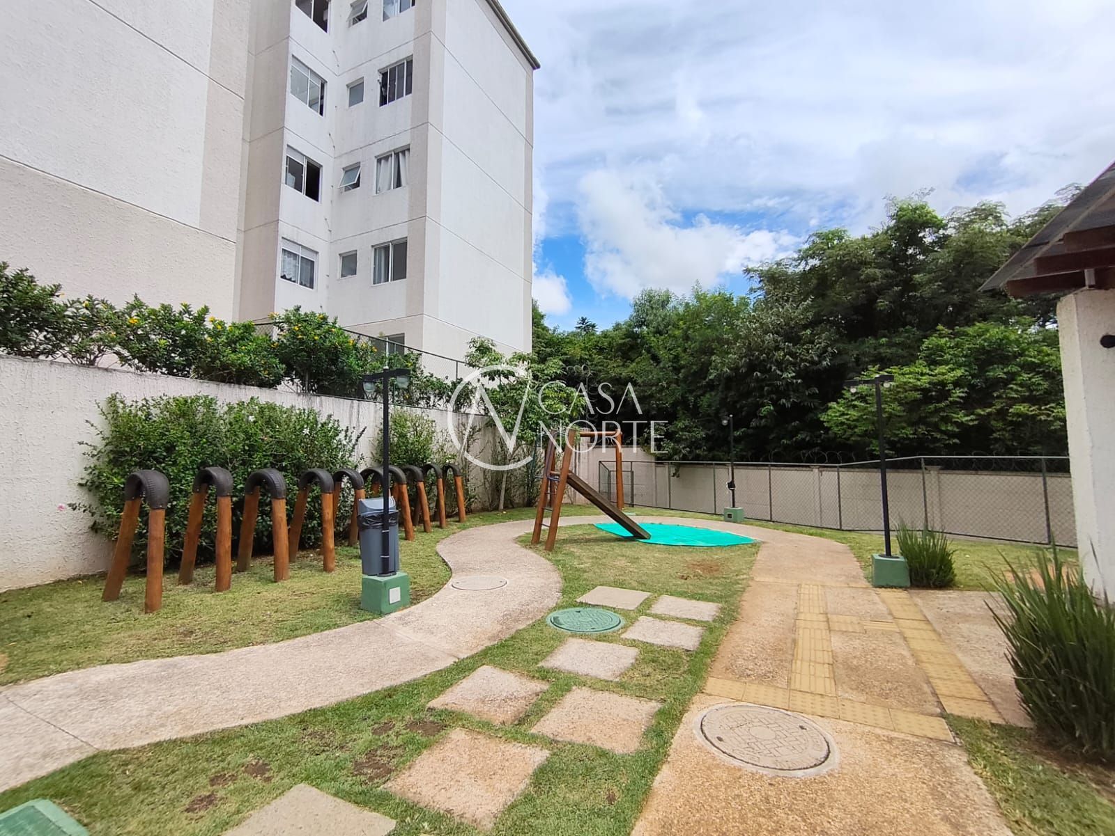 Apartamento à venda com 2 quartos, 40m², 1 vaga, Avenida Protásio Alves no bairro Alto Petrópolis em Porto Alegre