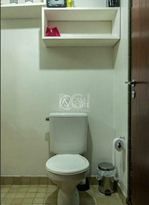 Apartamento à venda com 3 quartos, 67m², 2 vagas, Avenida Protásio Alves no bairro Três Figueiras em Porto Alegre