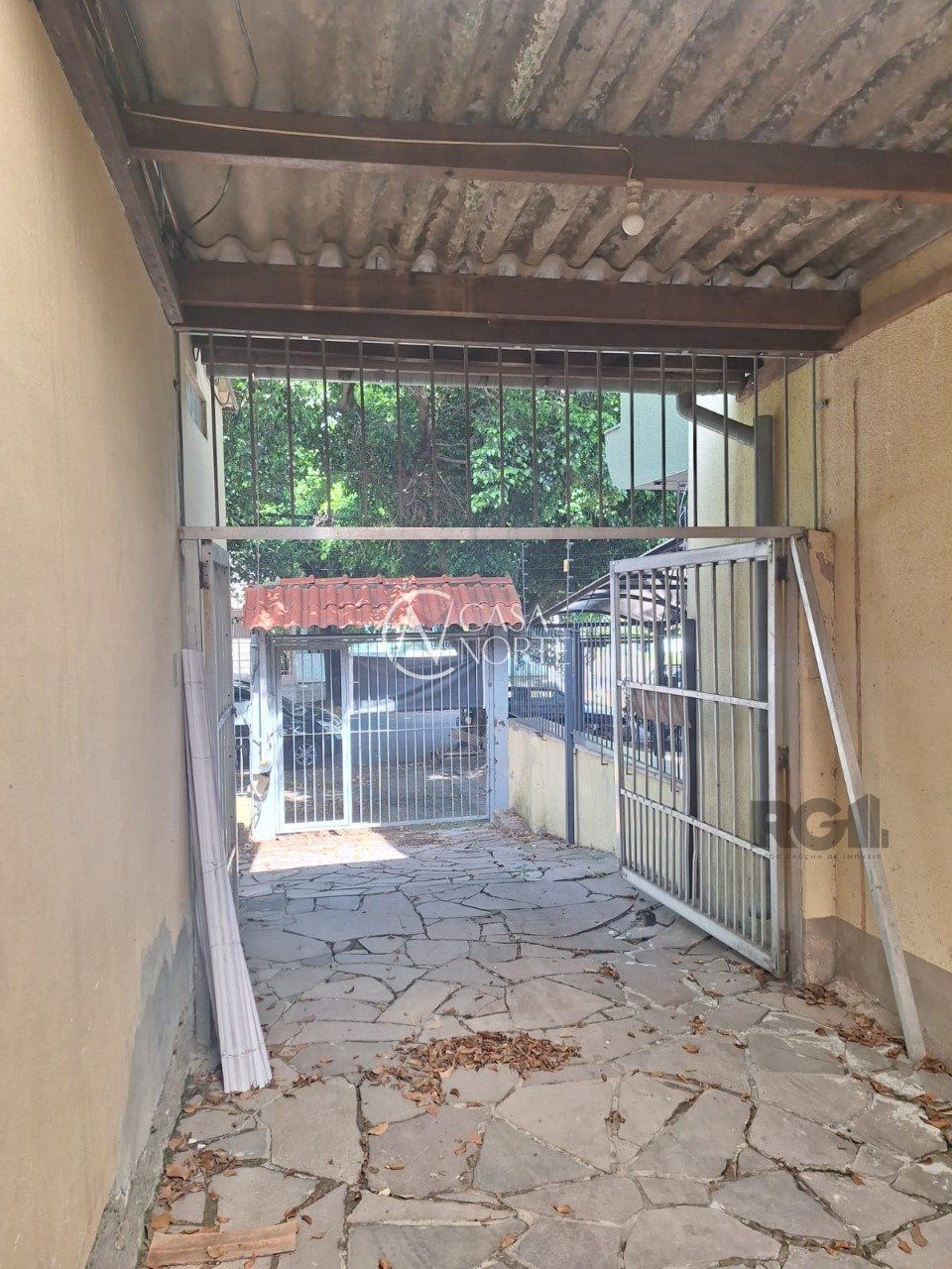 Casa à venda com 5 quartos, 100m², 2 vagas, Avenida Coronel Lucas de Oliveira no bairro Bela Vista em Porto Alegre