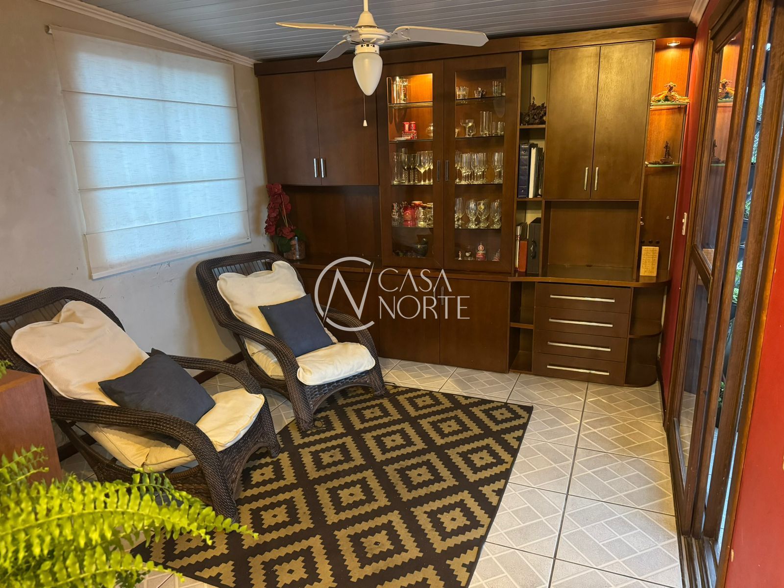 Apartamento à venda com 3 quartos, 134m², 1 suíte, 2 vagas, Rua Engenheiro Ubatuba de Faria no bairro Sarandi em Porto Alegre