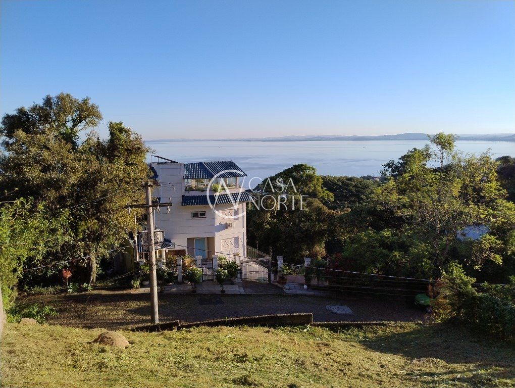 Terreno à venda  com 266m², Rua Professor Padre Gomes no bairro Sétimo Céu em Porto Alegre