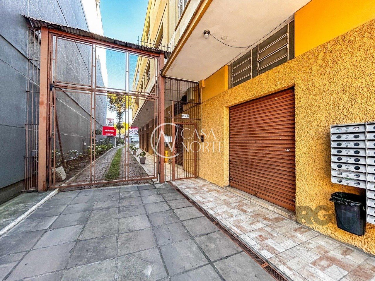 Apartamento à venda com 1 quarto, 38m², 1 vaga, Avenida Bento Gonçalves no bairro Partenon em Porto Alegre