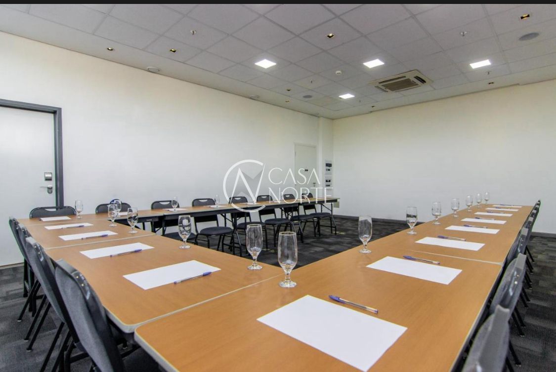 Apartamento à venda com 1 quarto, 18m², 1 vaga, Avenida Assis Brasil no bairro Sarandi em Porto Alegre