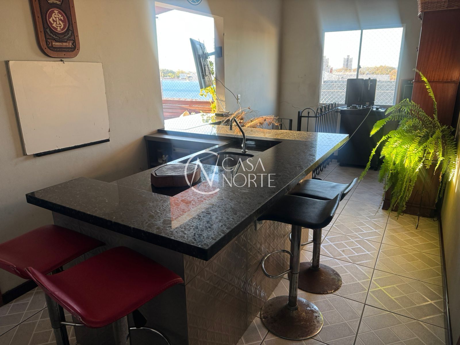 Apartamento à venda com 3 quartos, 134m², 1 suíte, 2 vagas, Rua Engenheiro Ubatuba de Faria no bairro Sarandi em Porto Alegre