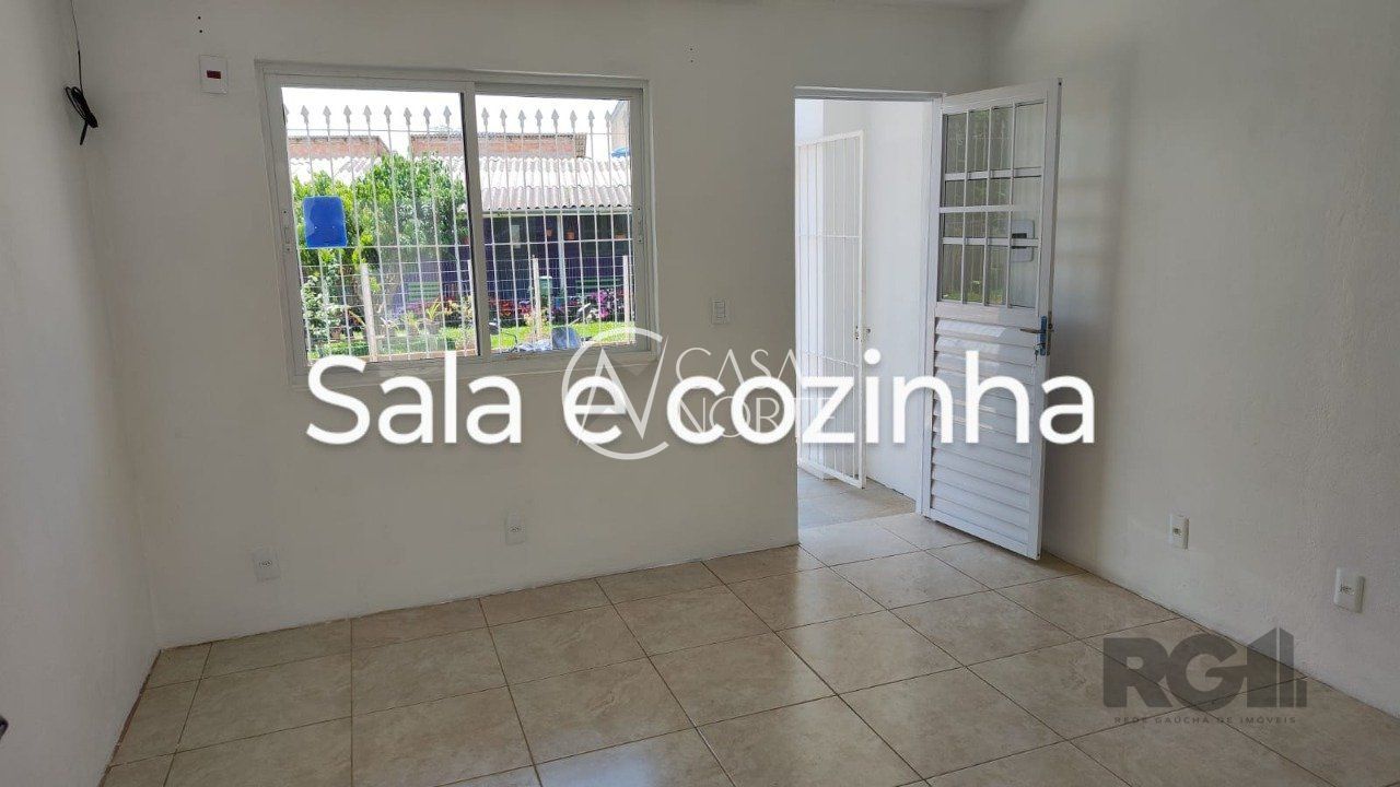 Casa à venda com 2 quartos, 60m², Avenida Edgar Pires de Castro no bairro Hípica em Porto Alegre