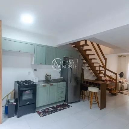 Casa de Condomínio à venda com 2 quartos, 124m², 1 suíte, 2 vagas, Rua Octávio de Souza no bairro Nonoai em Porto Alegre