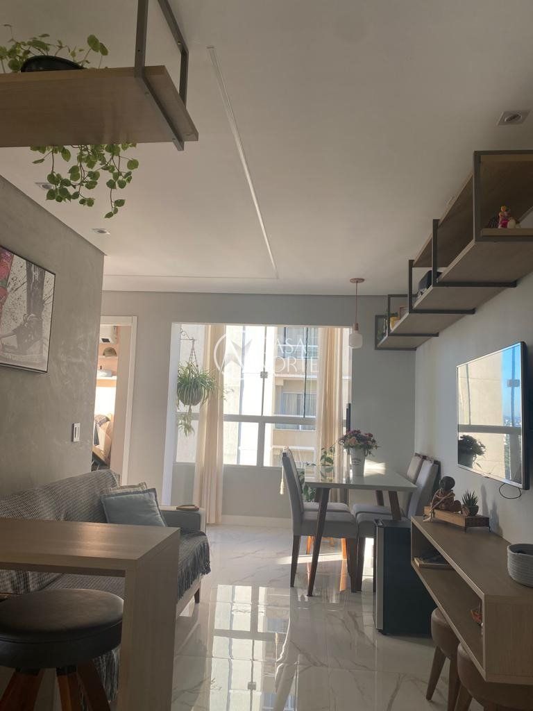 Apartamento à venda com 2 quartos, 44m², 1 vaga, Rua Reverendo Olavo Nunes no bairro Parque Santa Fé em Porto Alegre