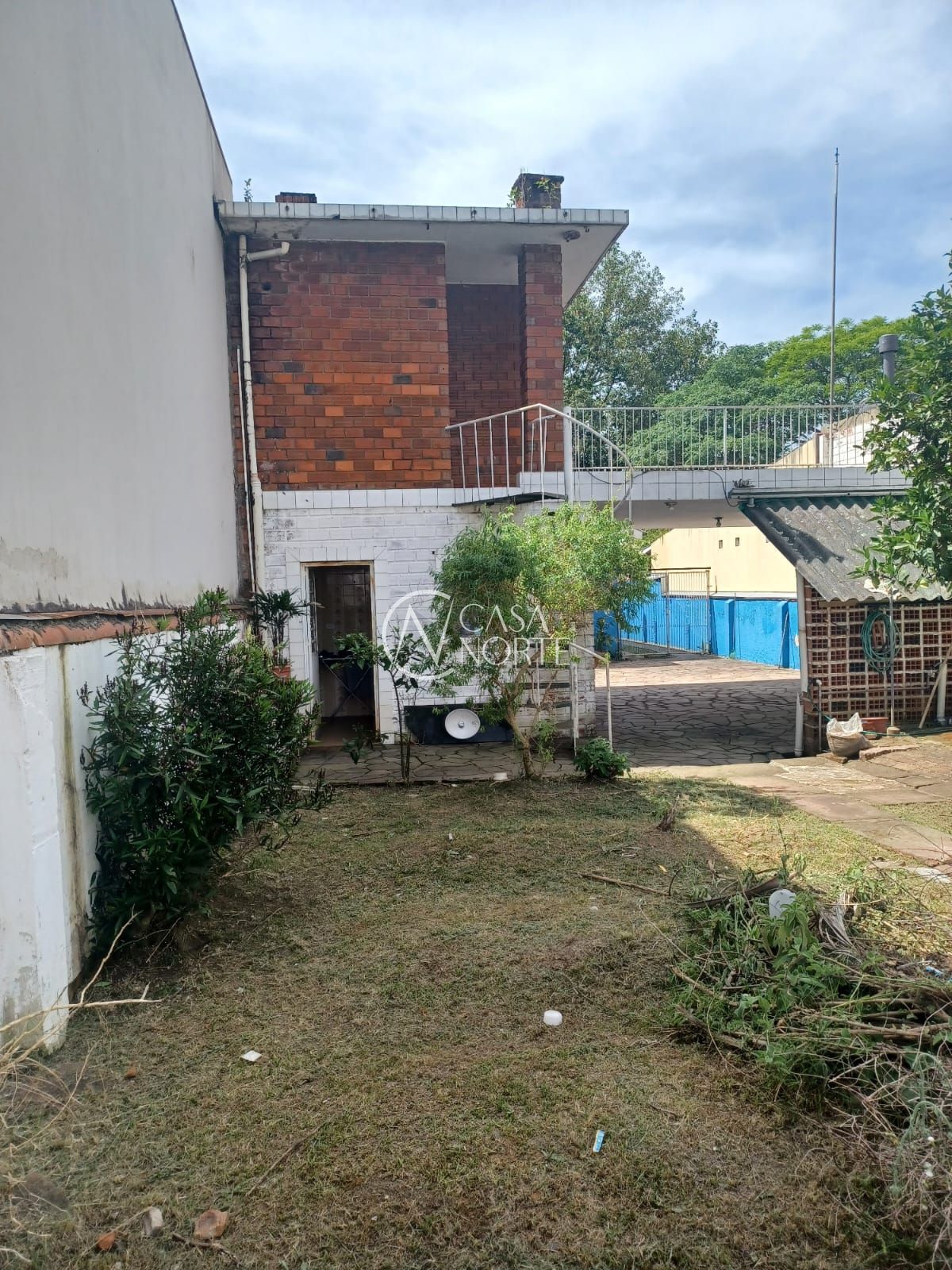 Casa à venda com 2 quartos, 145m², 4 vagas, Rua Tamandaré no bairro Cristal em Porto Alegre