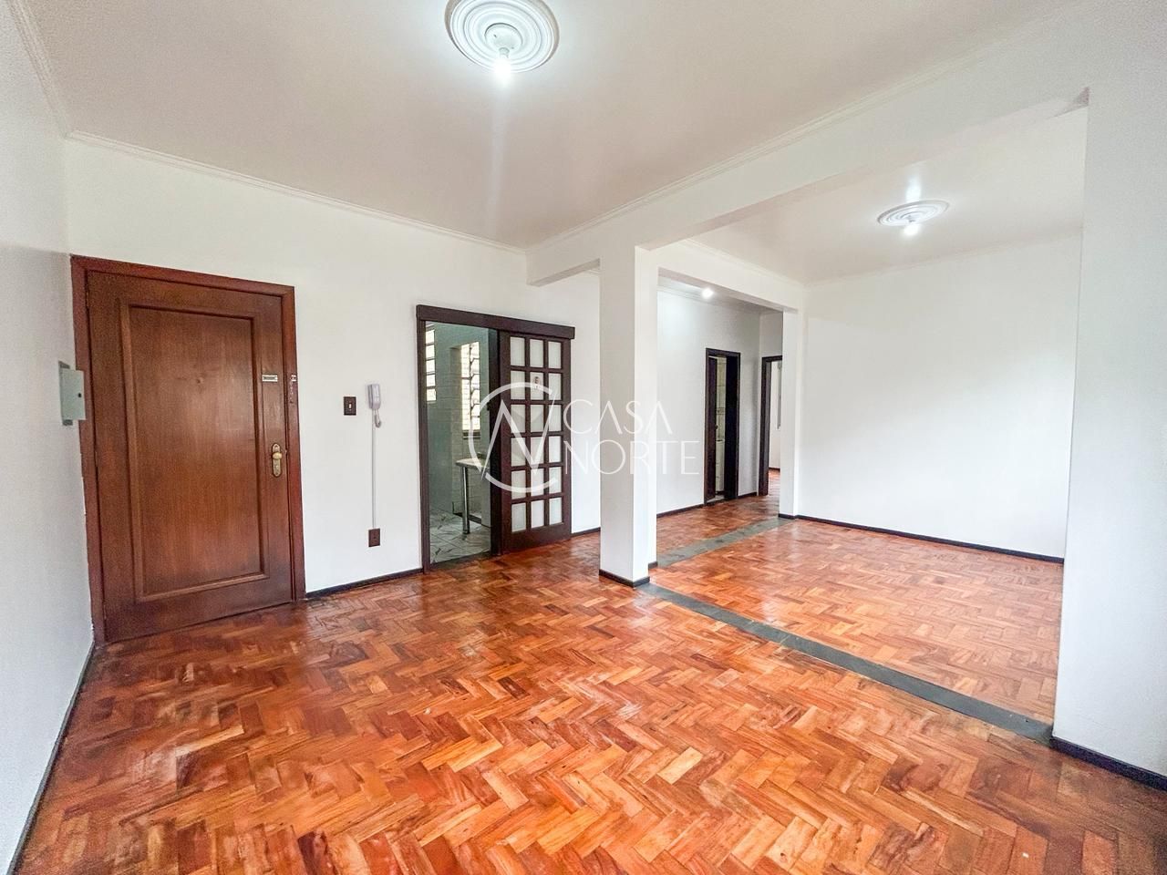 Apartamento à venda com 3 quartos, 65m², Rua Dante Gabriel Guimarães no bairro Camaquã em Porto Alegre