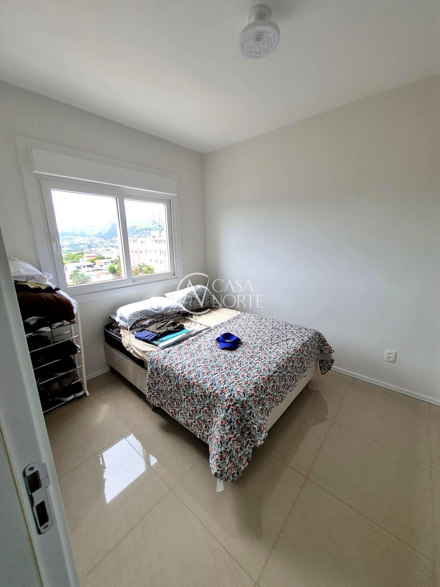 Apartamento à venda com 2 quartos, 68m², 1 suíte, 2 vagas, Rua Delfino Riet no bairro Santo Antônio em Porto Alegre