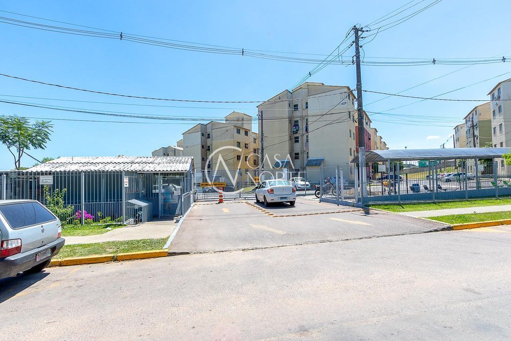 Apartamento à venda com 2 quartos, 43m², 1 vaga, Rua Império no bairro Vila Nova em Porto Alegre