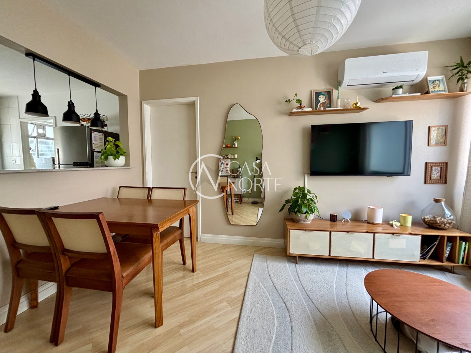 Apartamento à venda com 2 quartos, 78m², 1 suíte, 1 vaga, Rua Guilherme Alves no bairro Jardim Botânico em Porto Alegre